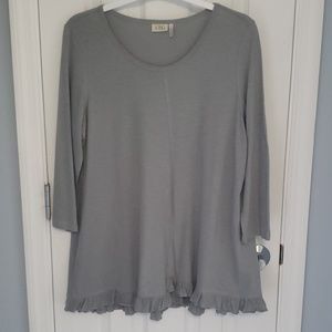 Logo top with ruffle trim